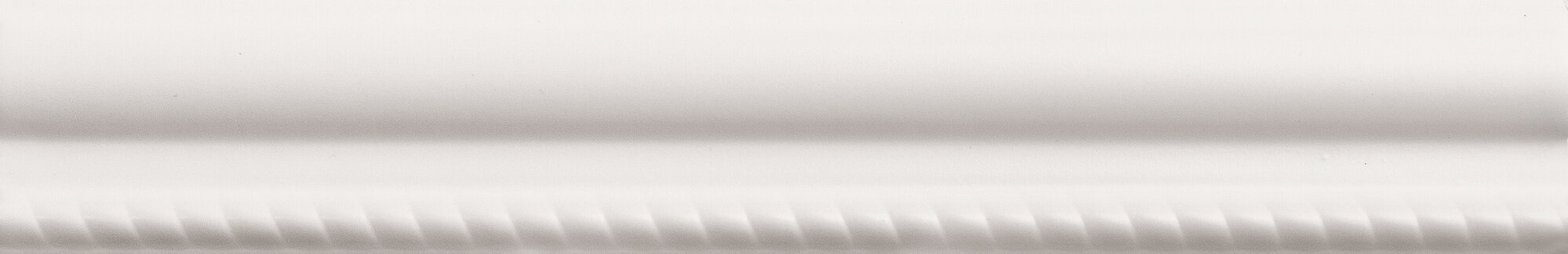 A038111 Бордюр Fables Moldura Blanco Mate 5x30
