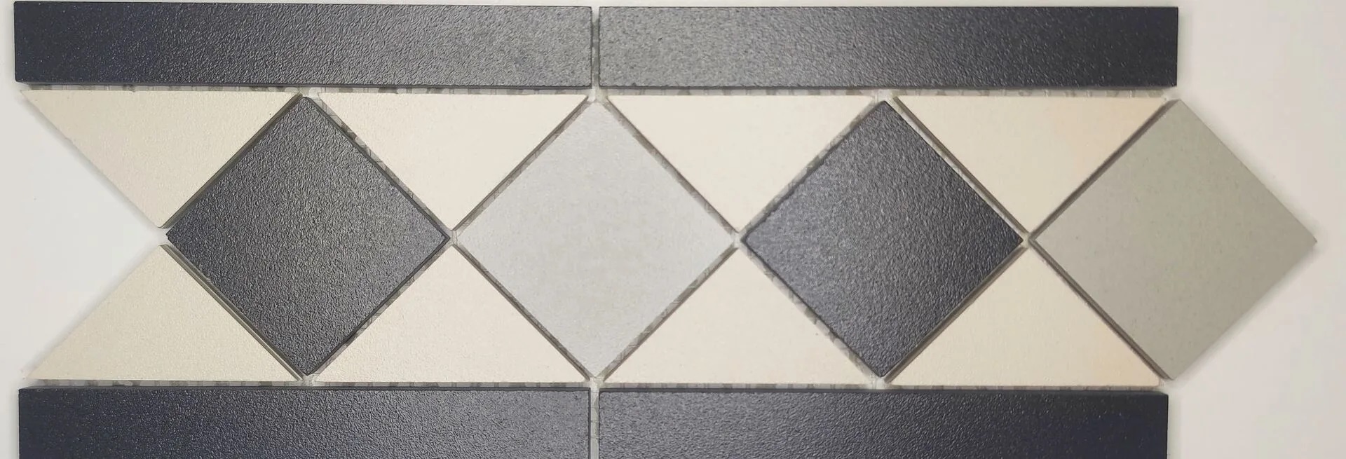 Бордюр Карина (01/02/19/35/08) MR 304х122