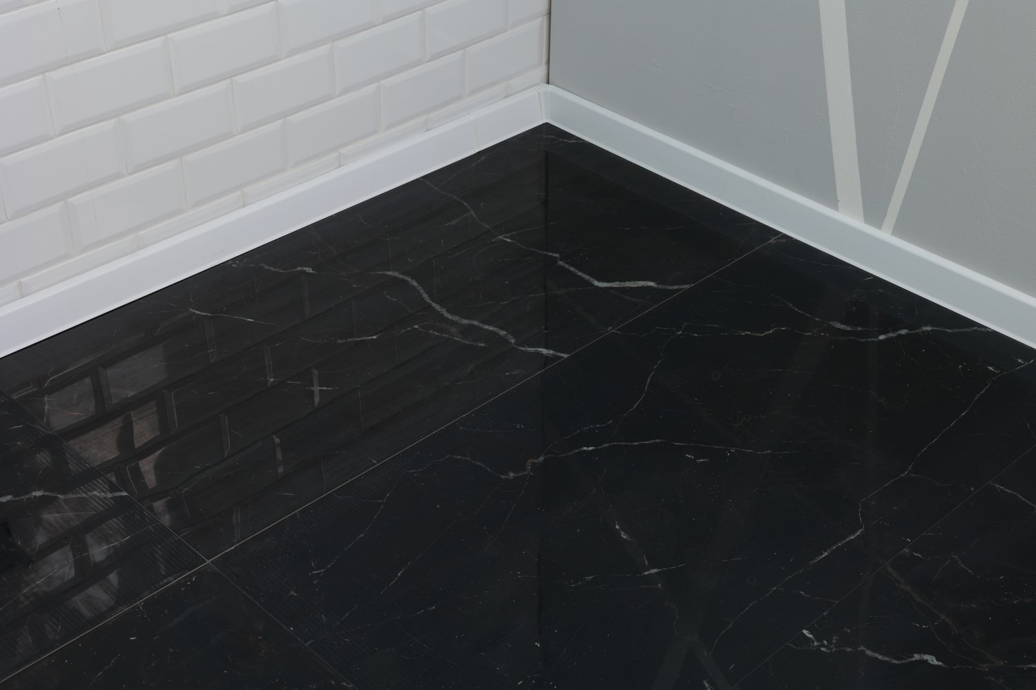 На пол Royal Black Mat 60x60 - фото 12