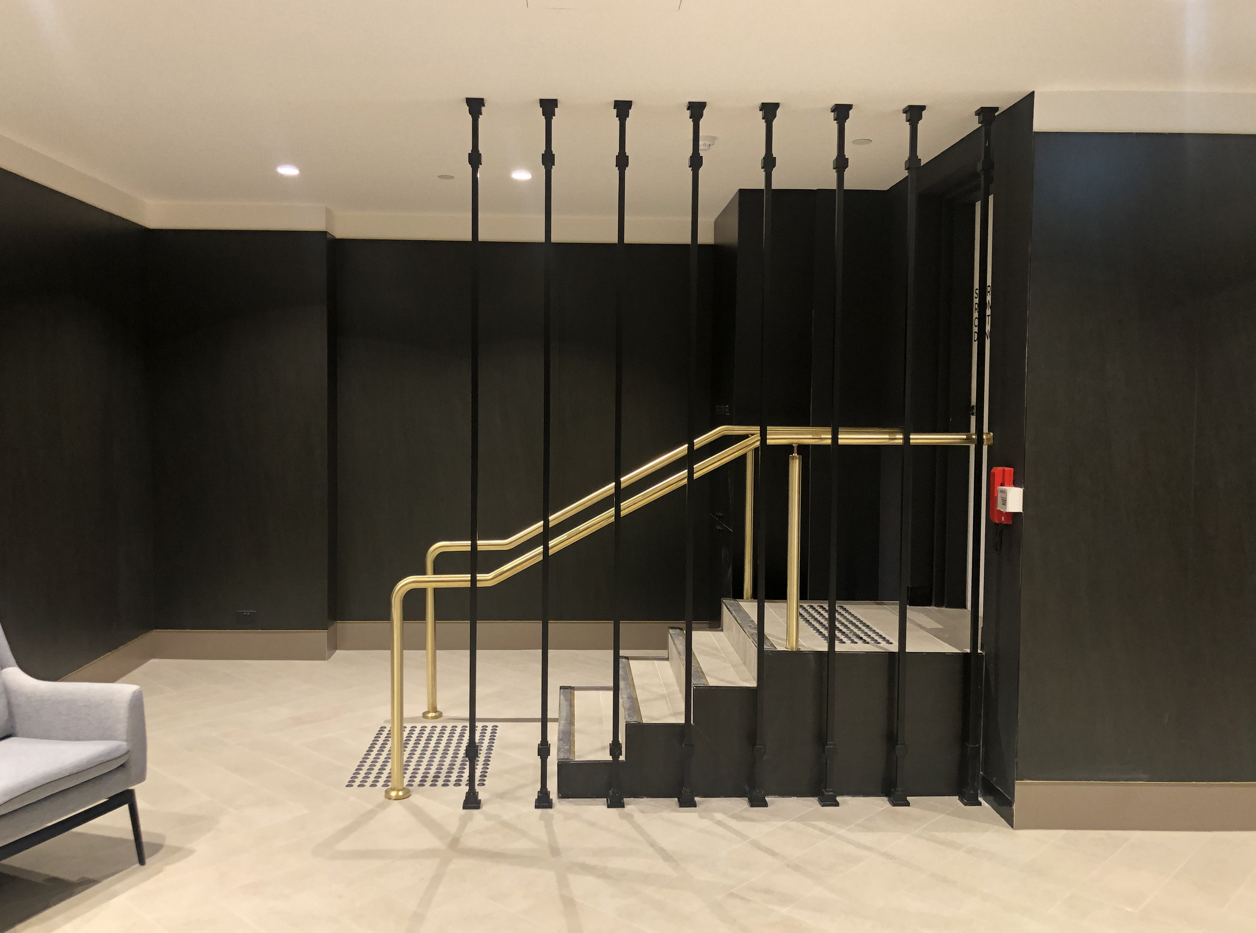 Delfone Obsidian Black - фото 4