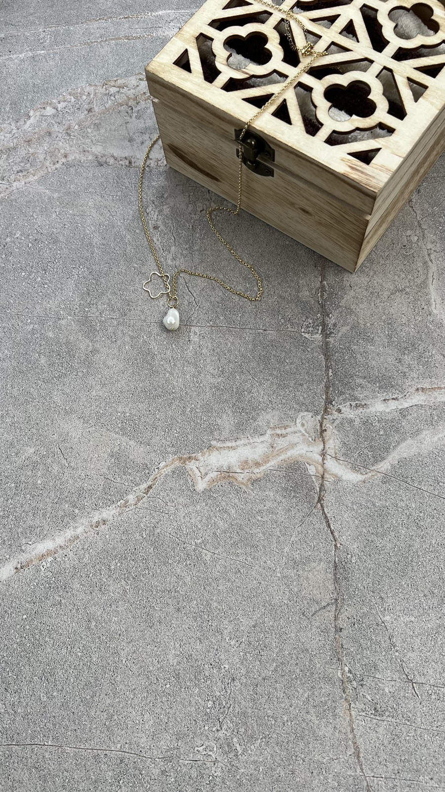 На пол Mia Dark Sugar Carving 60x60 - фото 23