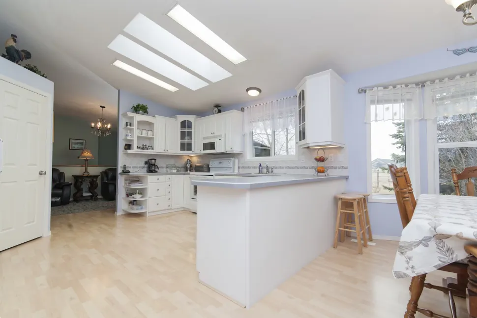 M205 На пол Wood Line Genesis Cream Light MT 20х120 - фото 6